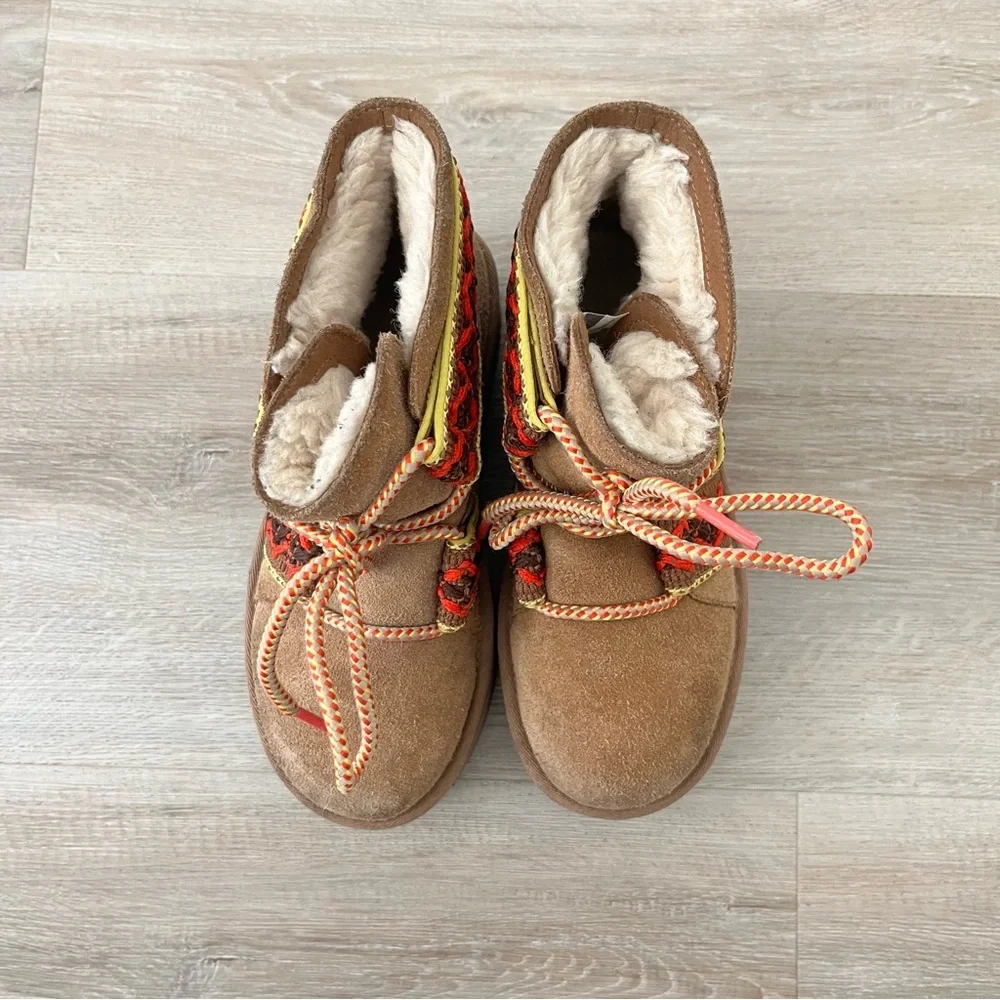 UGG Classic Mini II Braid Platform Chestnut Suede Boot Women’s Size 5